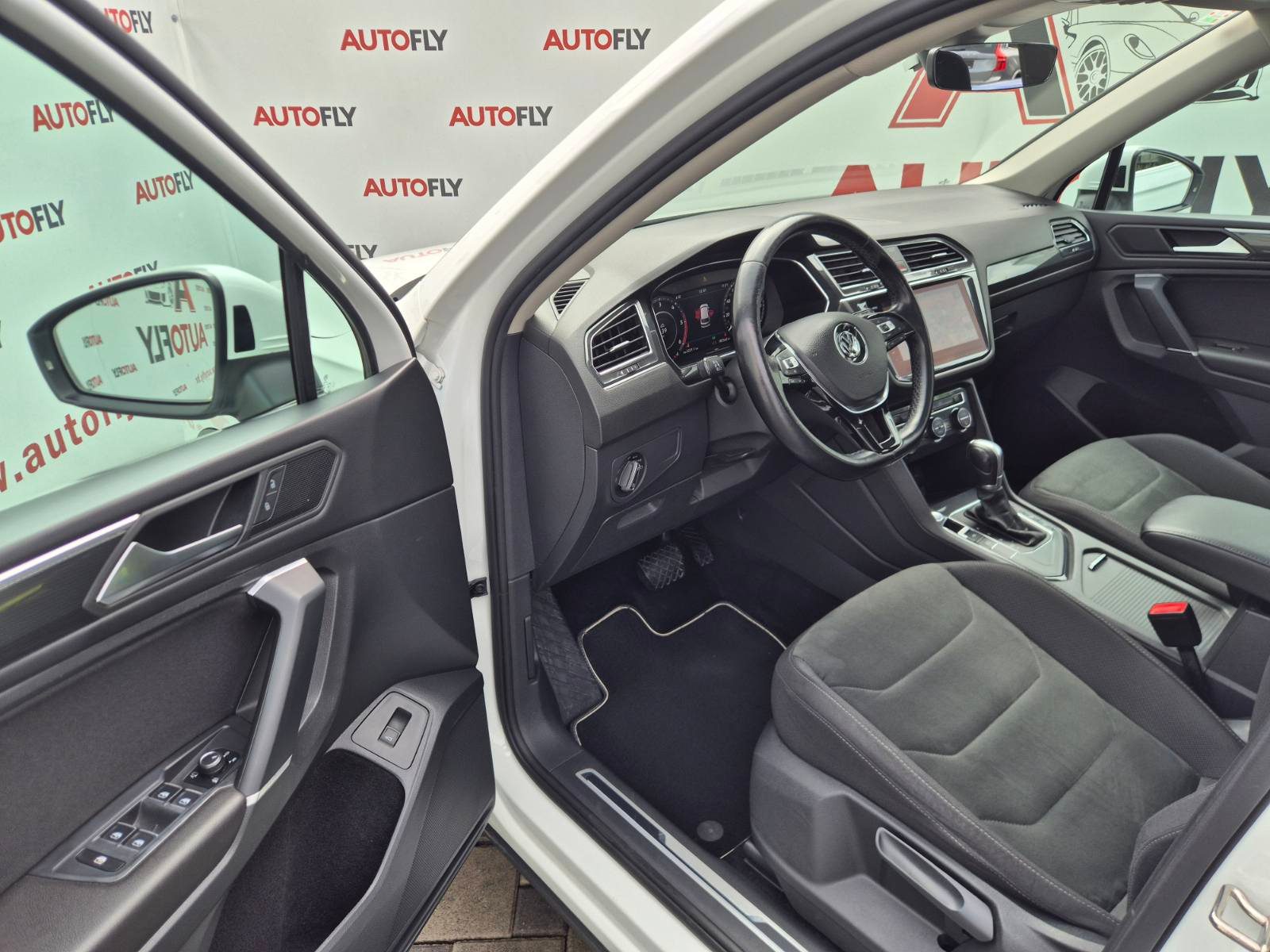 2019 Volkswagen Tiguan Highline — fotografija 11