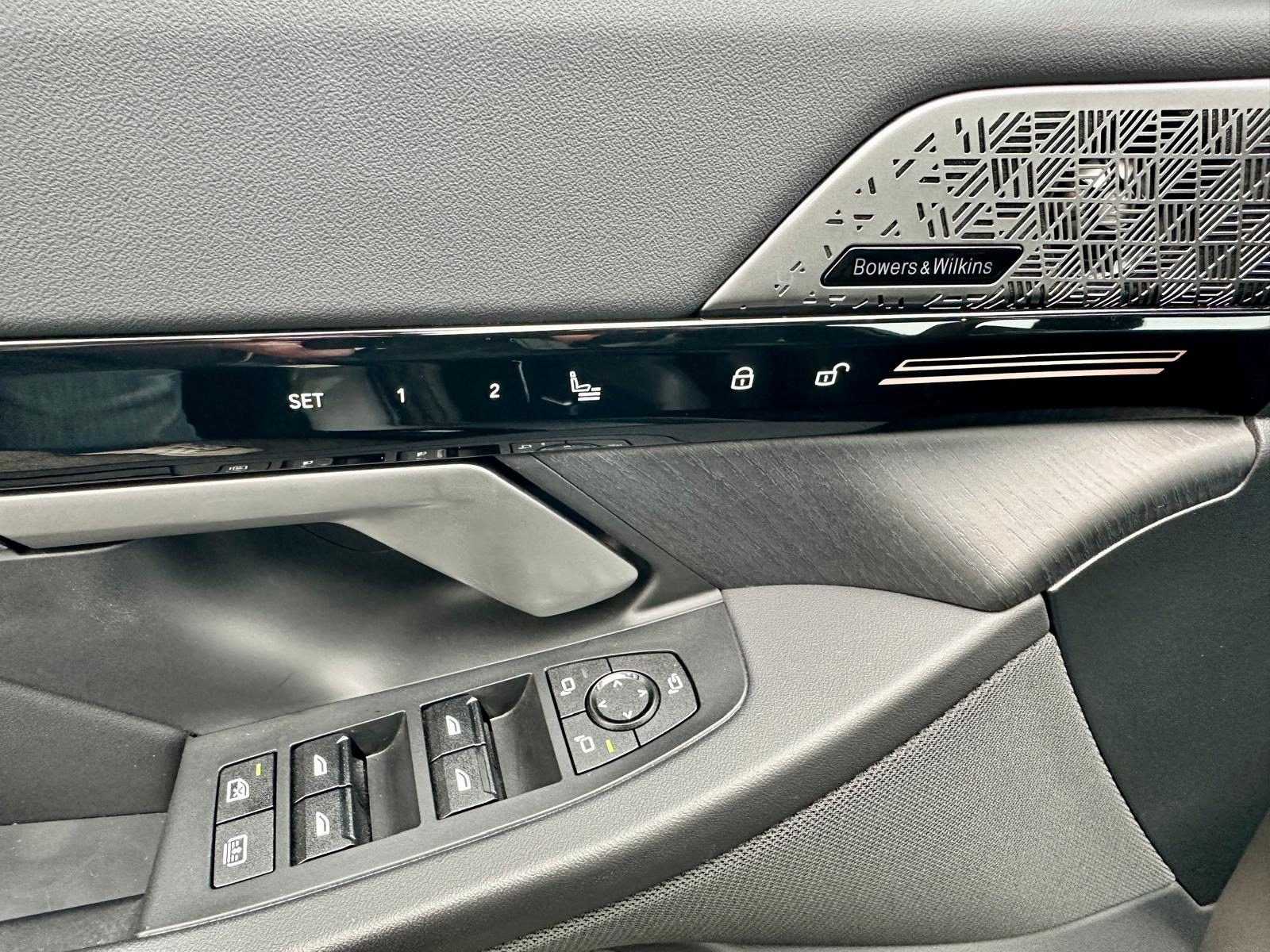 2024 BMW Serija 5 — fotografija 14