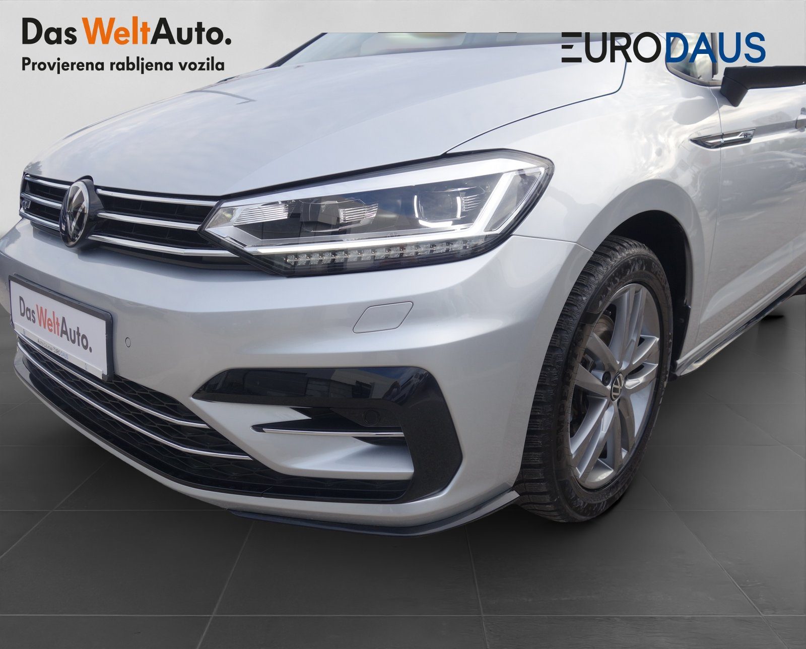 2024 Volkswagen Touran R-Line — fotografija 6