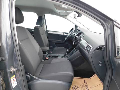 2018 Volkswagen Touran — sličica 11