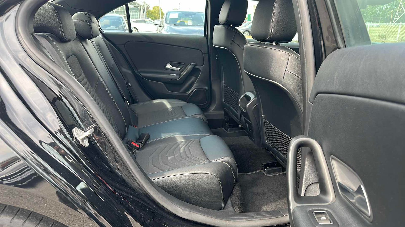 2021 Mercedes-Benz A-klasa — fotografija 10