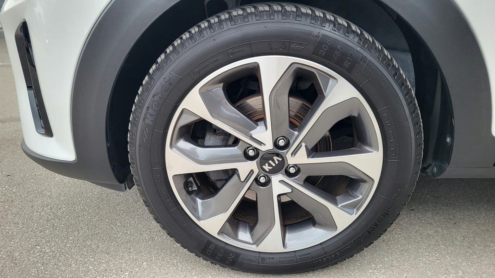 2020 Kia Stonic — fotografija 10