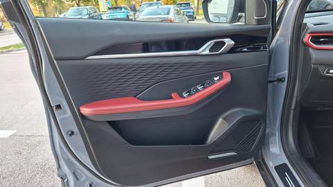 2024 Geely Coolray — sličica 7