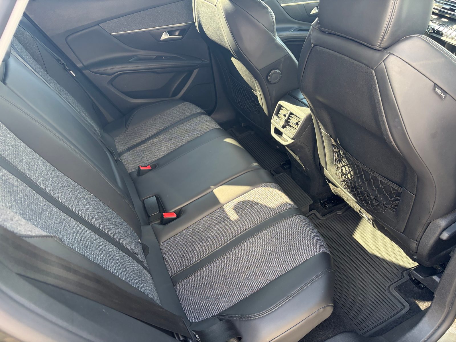 2020 Peugeot 3008 — fotografija 10