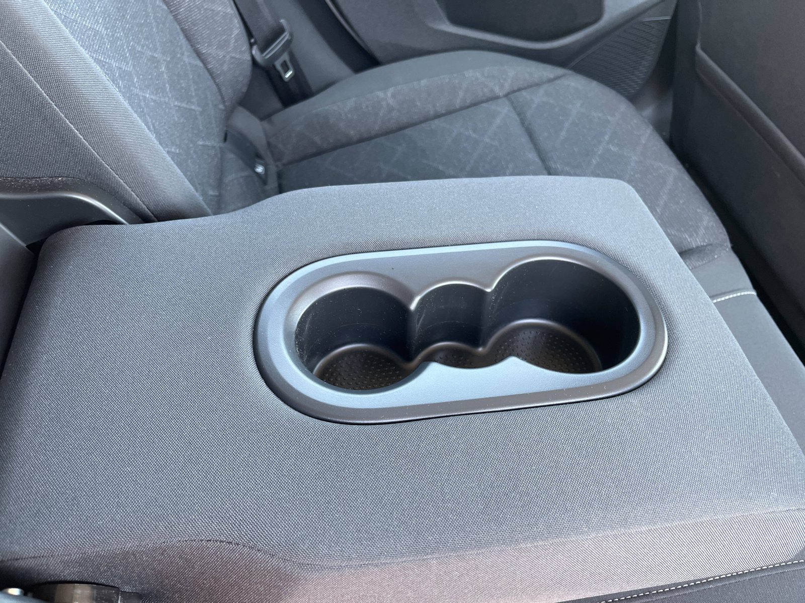 2024 Volkswagen Golf — fotografija 25