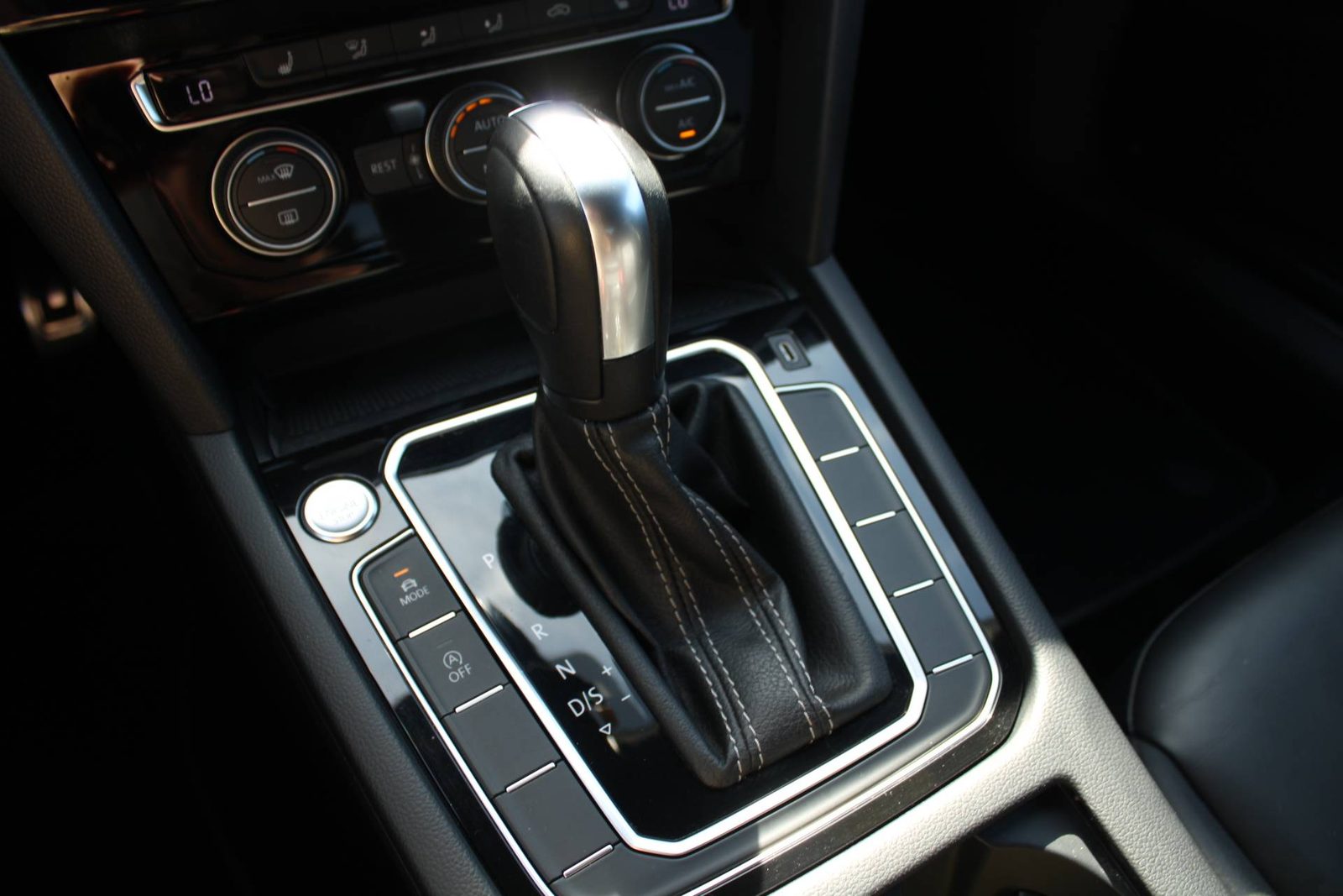 2020 Volkswagen Arteon — fotografija 18