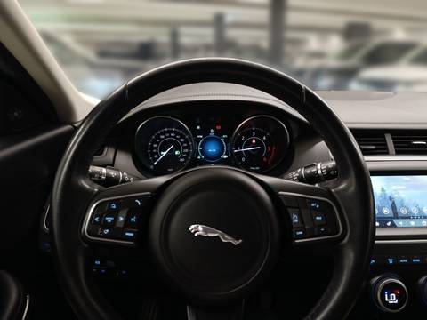 2021 Jaguar E-Pace — sličica 16