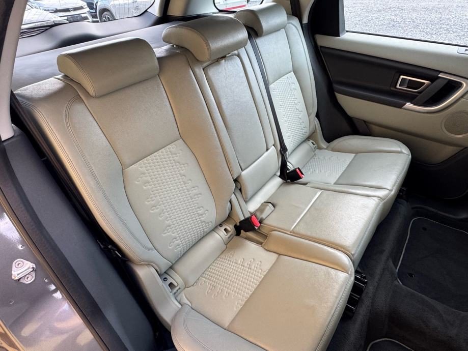 2018 Land Rover Discovery — fotografija 10