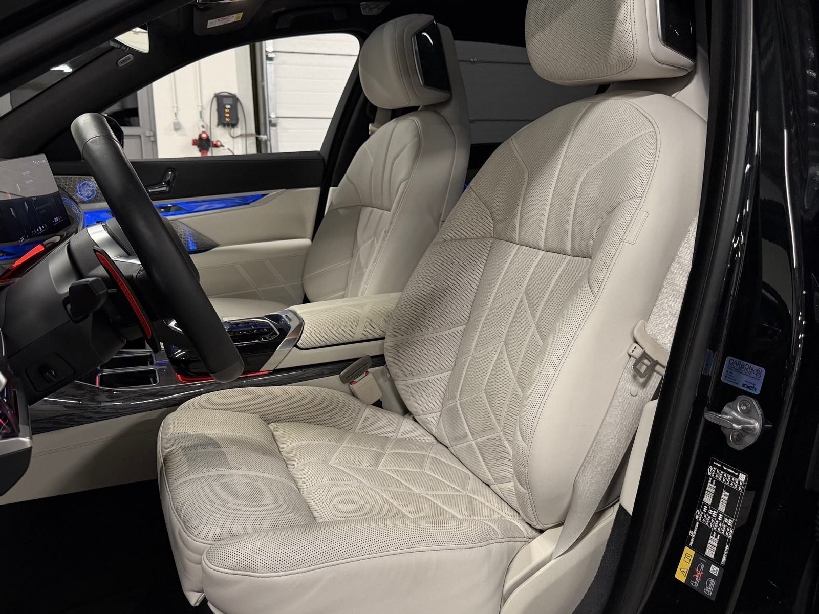 2024 BMW Serija 7 — fotografija 9