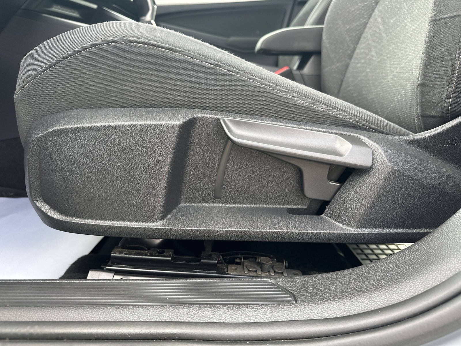 2021 Volkswagen Golf — fotografija 26