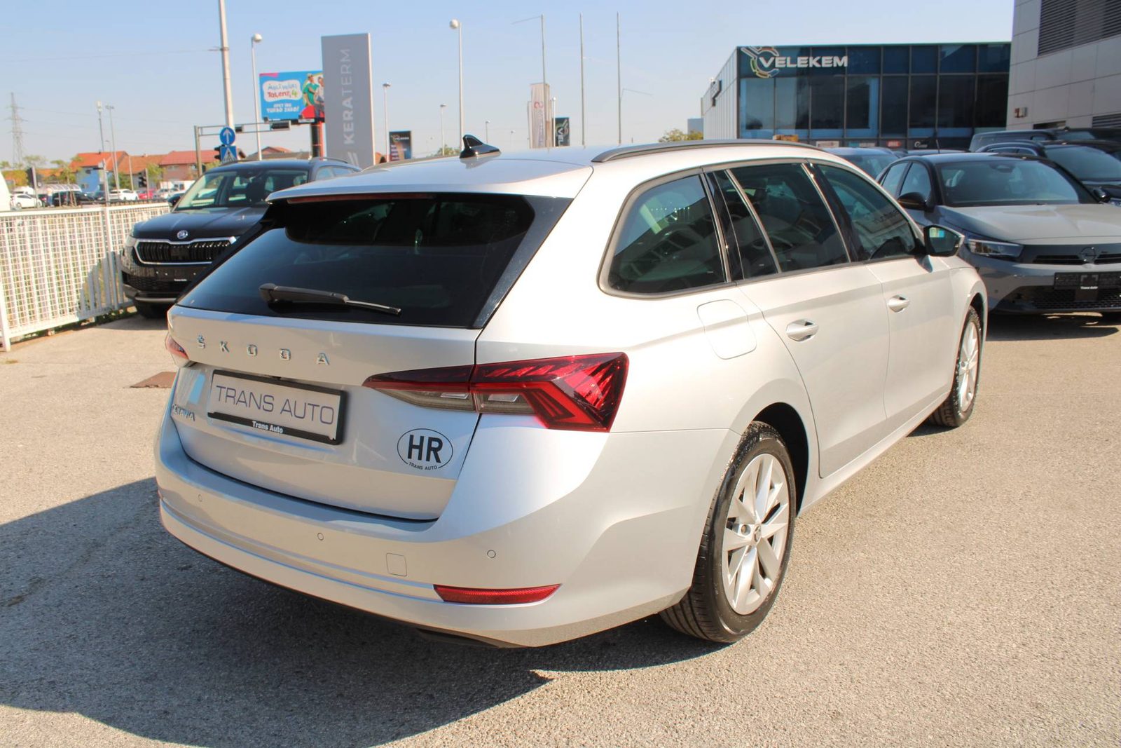 2023 Škoda Octavia Combi — fotografija 5
