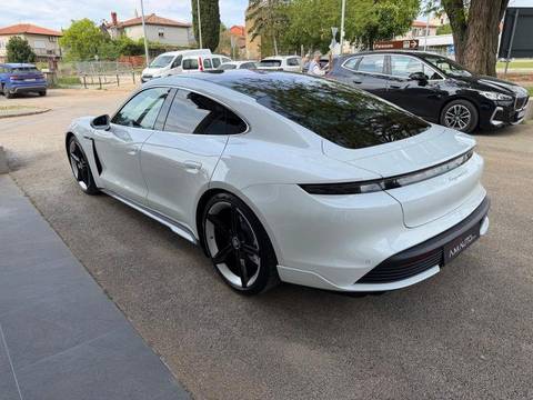2020 Porsche Taycan — sličica 3