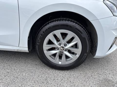 2024 Škoda Fabia — sličica 15