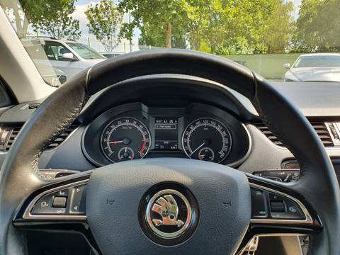 2018 Škoda Octavia Combi — sličica 15