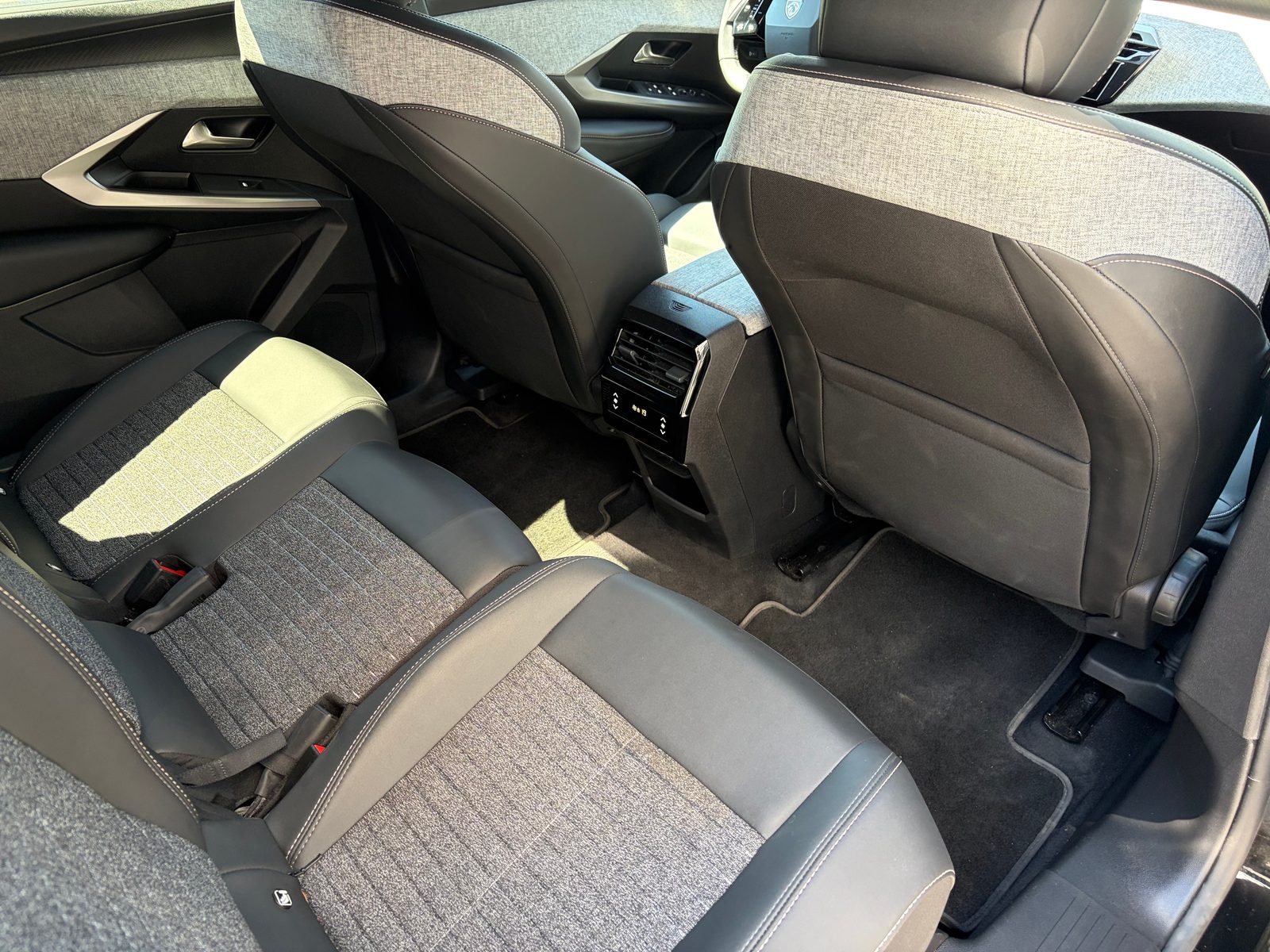 2026 Peugeot 5008 — fotografija 8