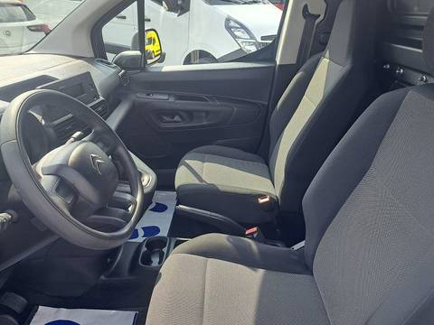 2020 Citroën Berlingo — sličica 12