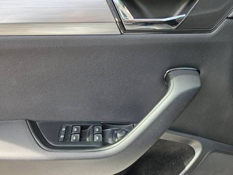2022 Škoda Superb Combi — sličica 21