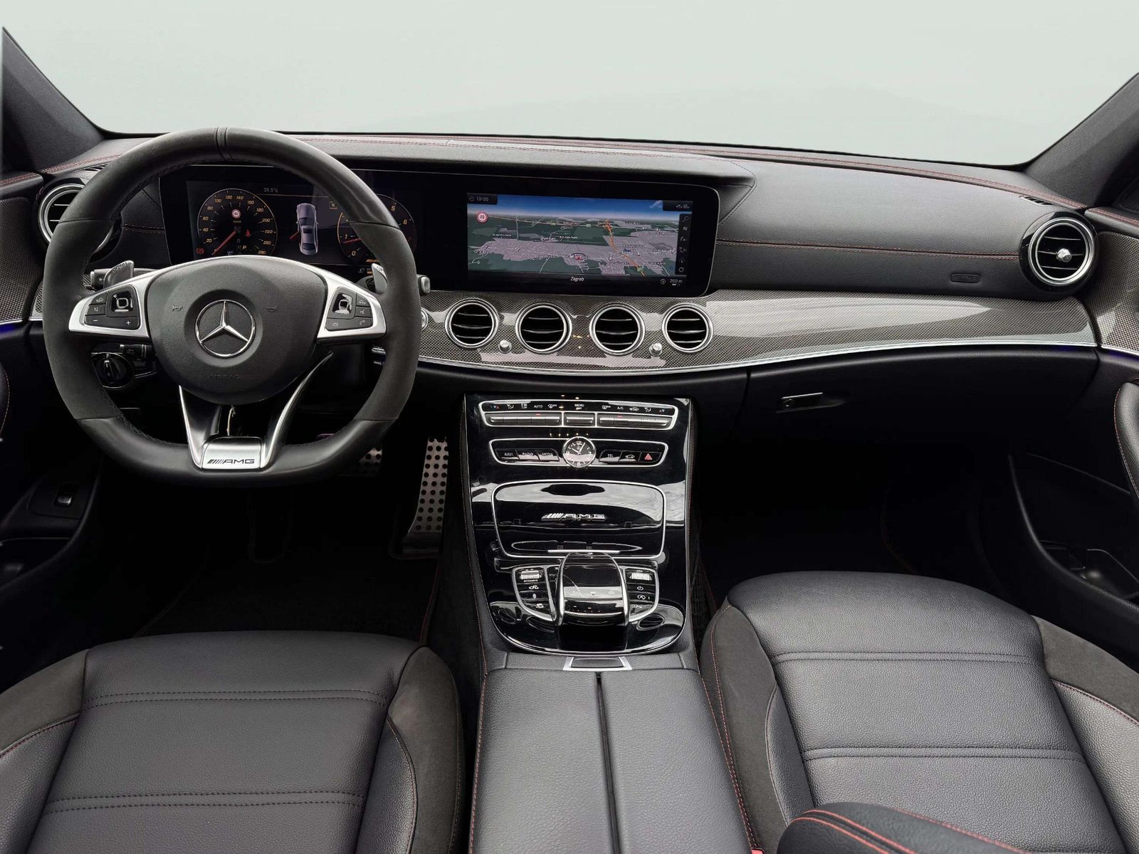 2017 Mercedes-Benz E-klasa — fotografija 11