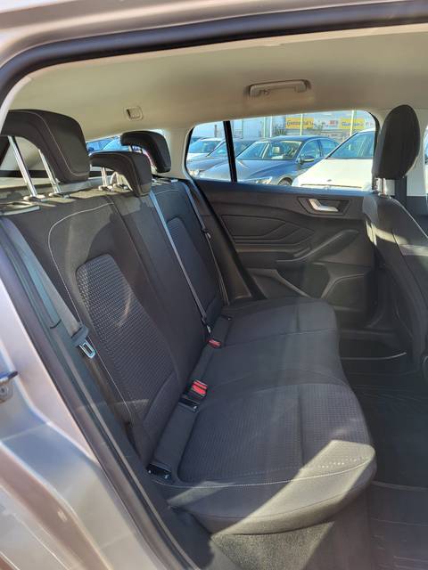 2019 Ford Focus — sličica 16