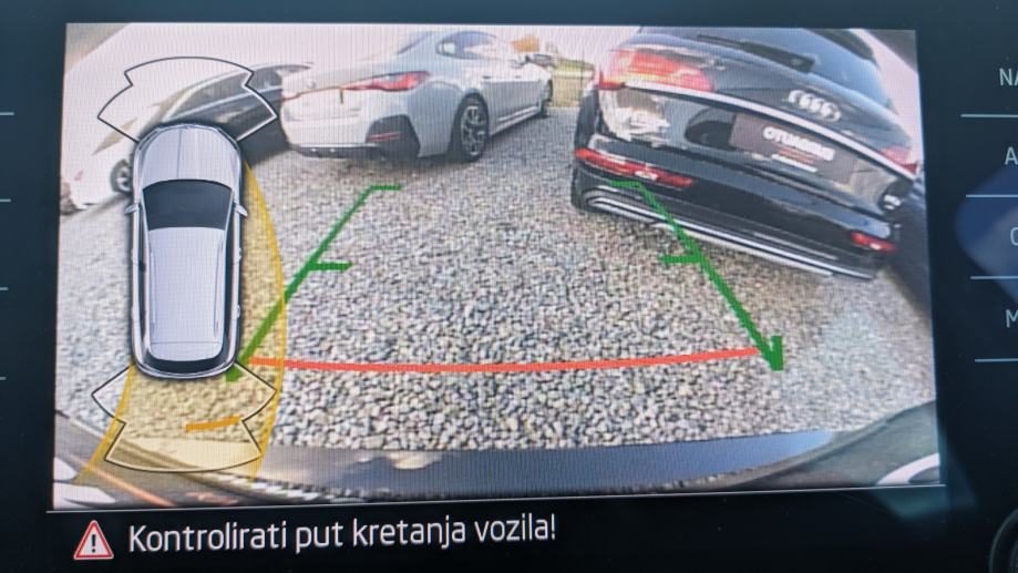 2022 Škoda Karoq — fotografija 14