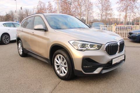 2021 BMW X1 — sličica 3