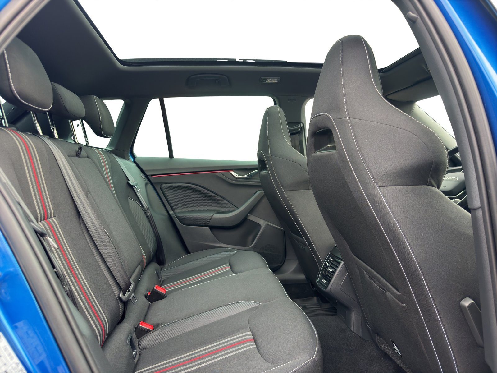 2026 Škoda Kamiq — fotografija 17