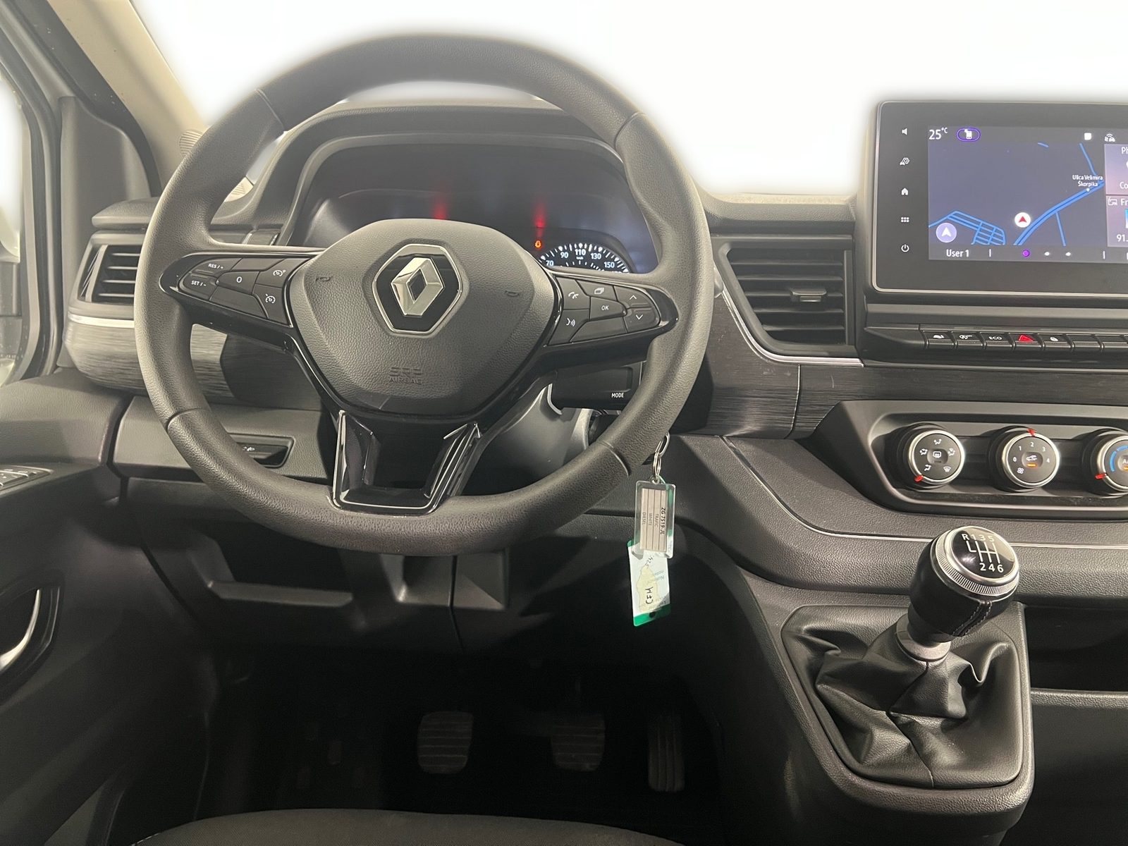 2023 Renault Trafic — fotografija 15