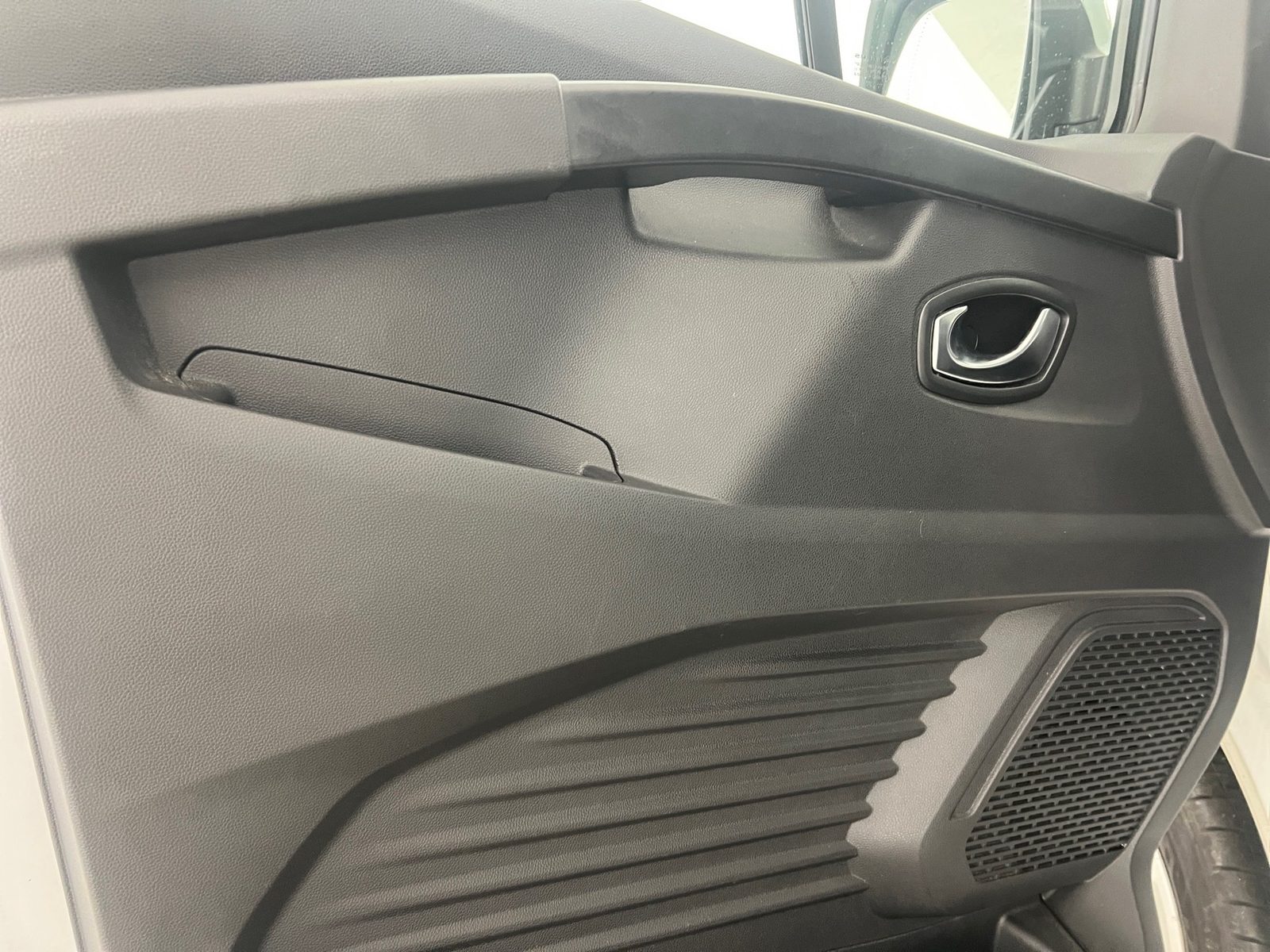 2023 Renault Trafic — fotografija 14