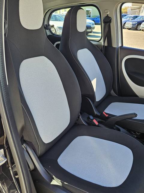 2018 Smart forfour — sličica 28