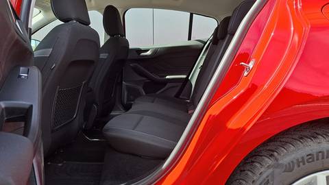 2022 Ford Focus — sličica 7