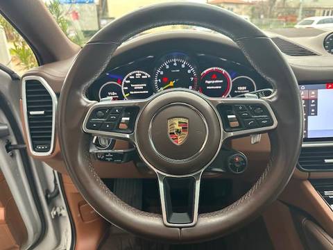 2021 Porsche Cayenne — sličica 21