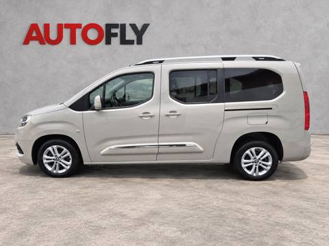 2022 Toyota Proace Verso — sličica 4