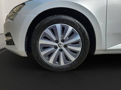 2022 Škoda Superb Combi — sličica 9