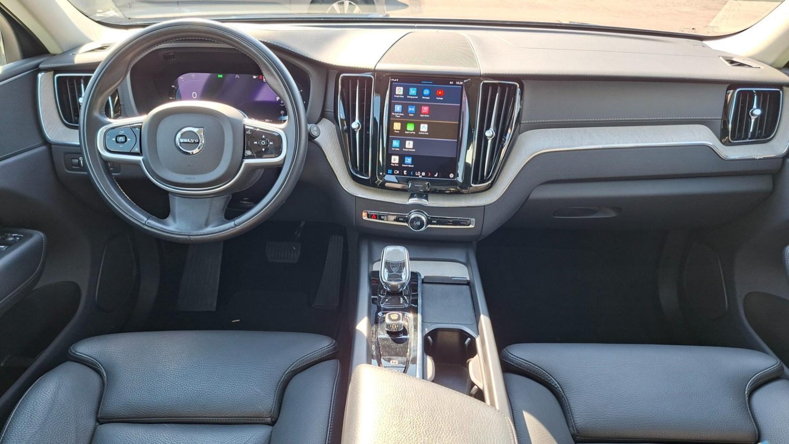 2022 Volvo XC60 — fotografija 9