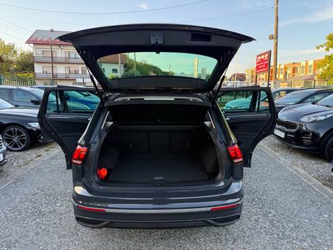 2021 Volkswagen Tiguan — sličica 26