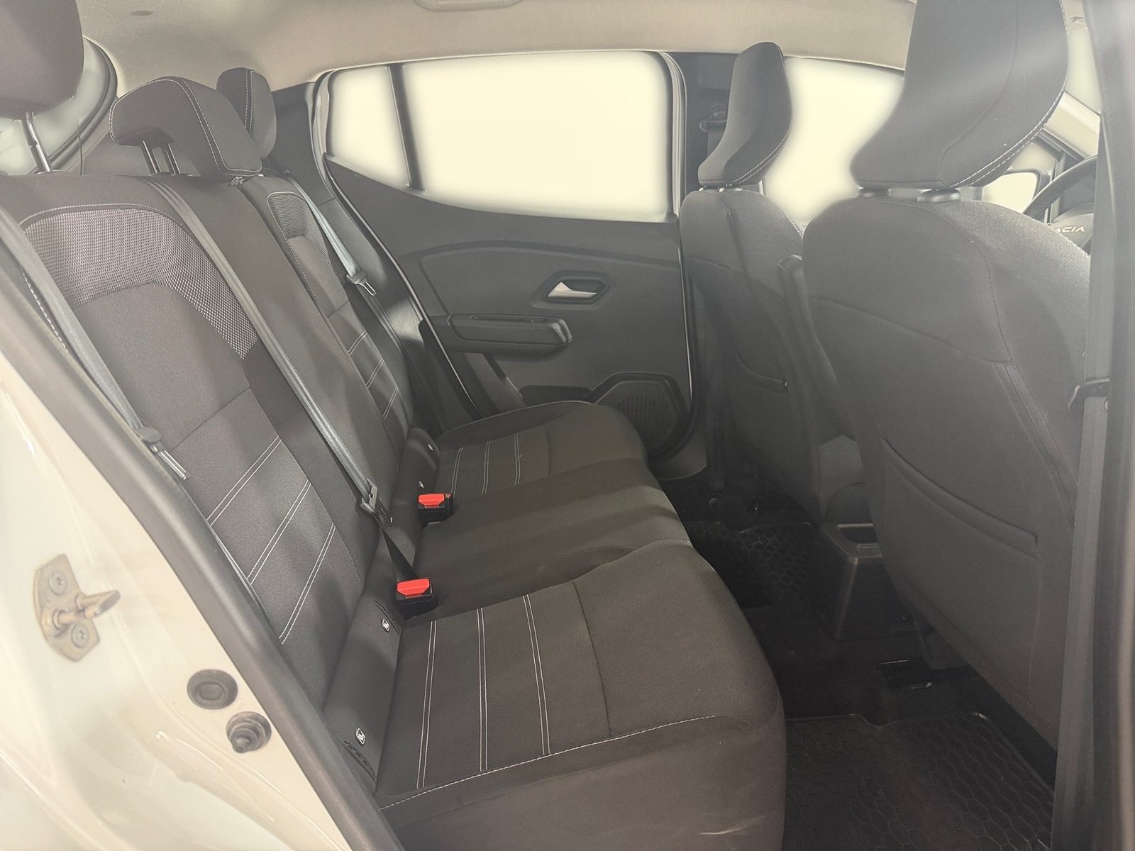 2023 Dacia Sandero — fotografija 21