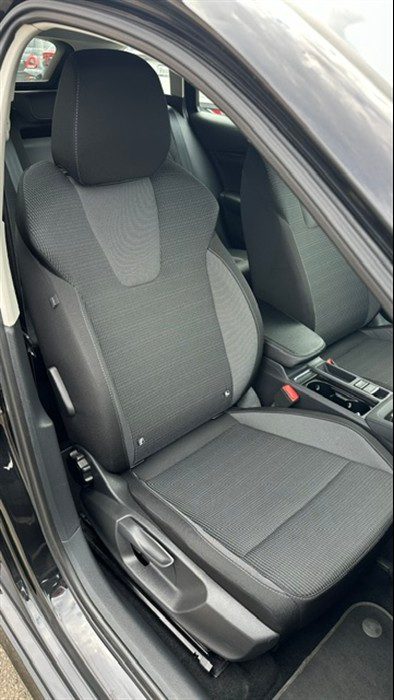 2022 Škoda Octavia — fotografija 17