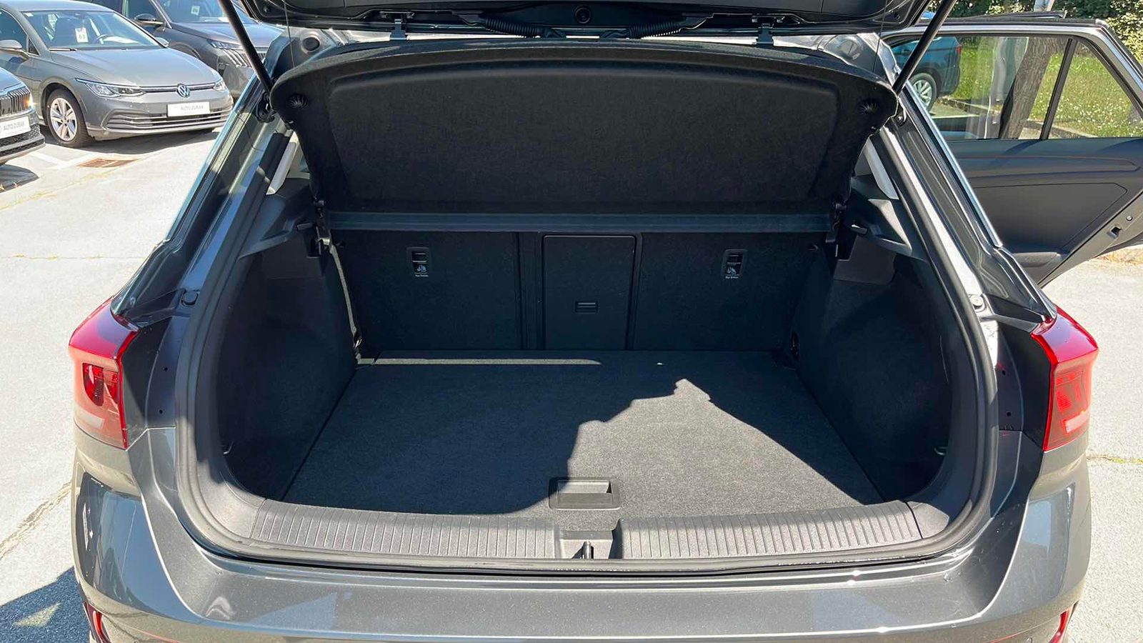 2023 Volkswagen T-Roc — fotografija 12