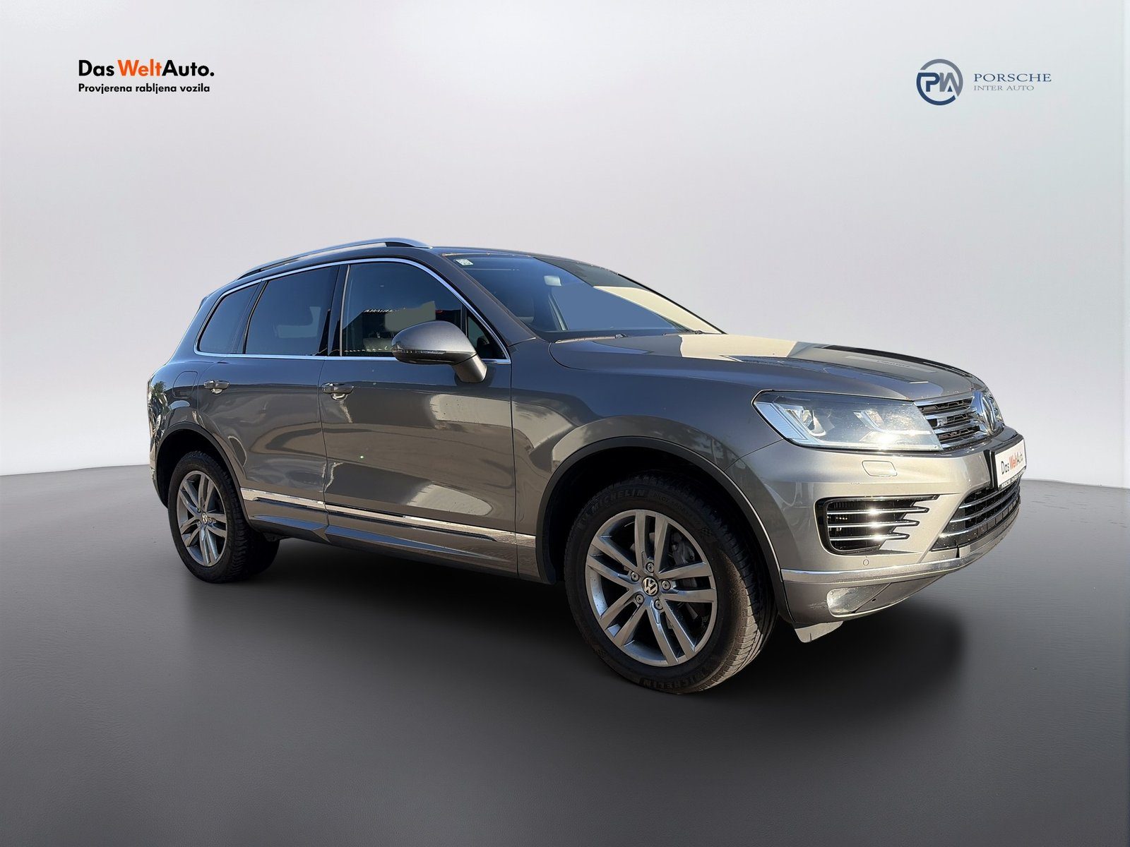 2016 Volkswagen Touareg R-Line — fotografija 3