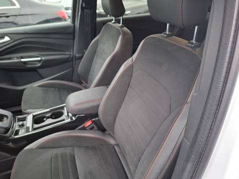 2018 Ford Kuga — sličica 8