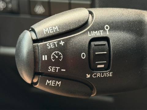 2021 Citroën C5 Aircross — sličica 23