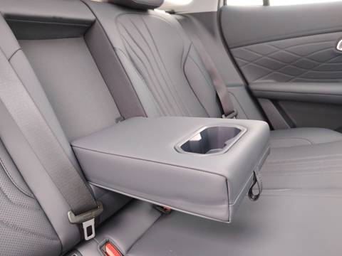 2026 Geely Starray EM-i — sličica 28