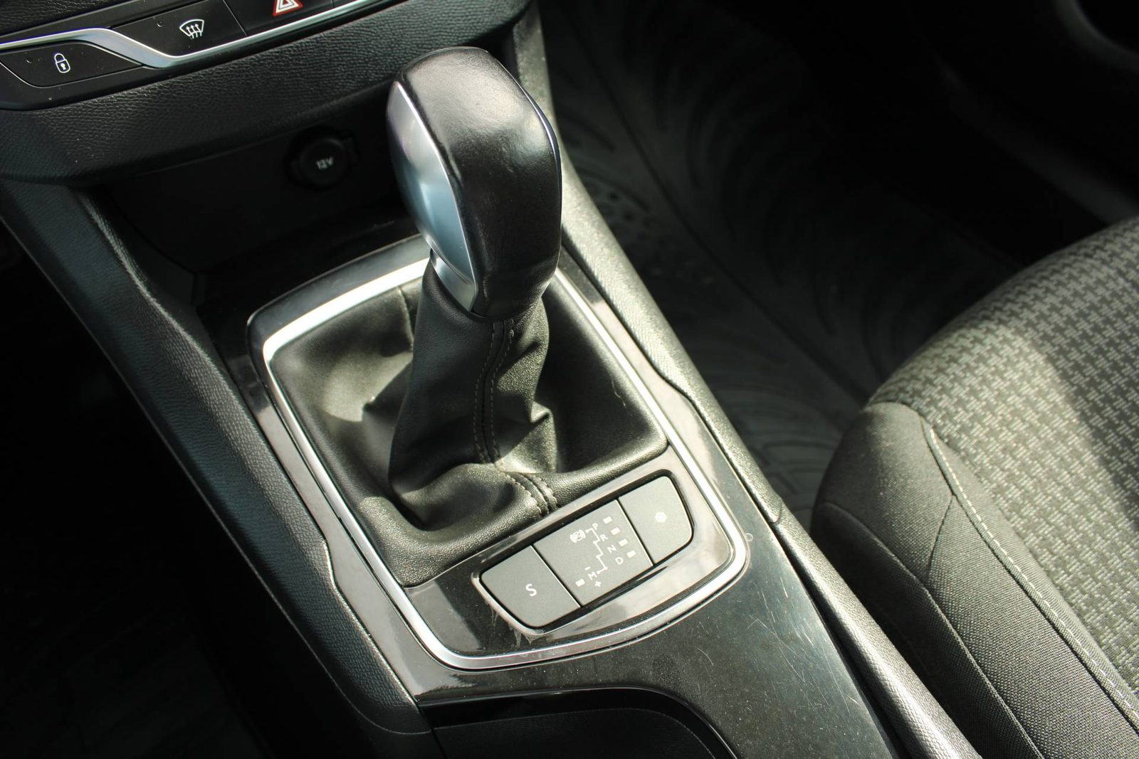 2018 Peugeot 308 SW — fotografija 23
