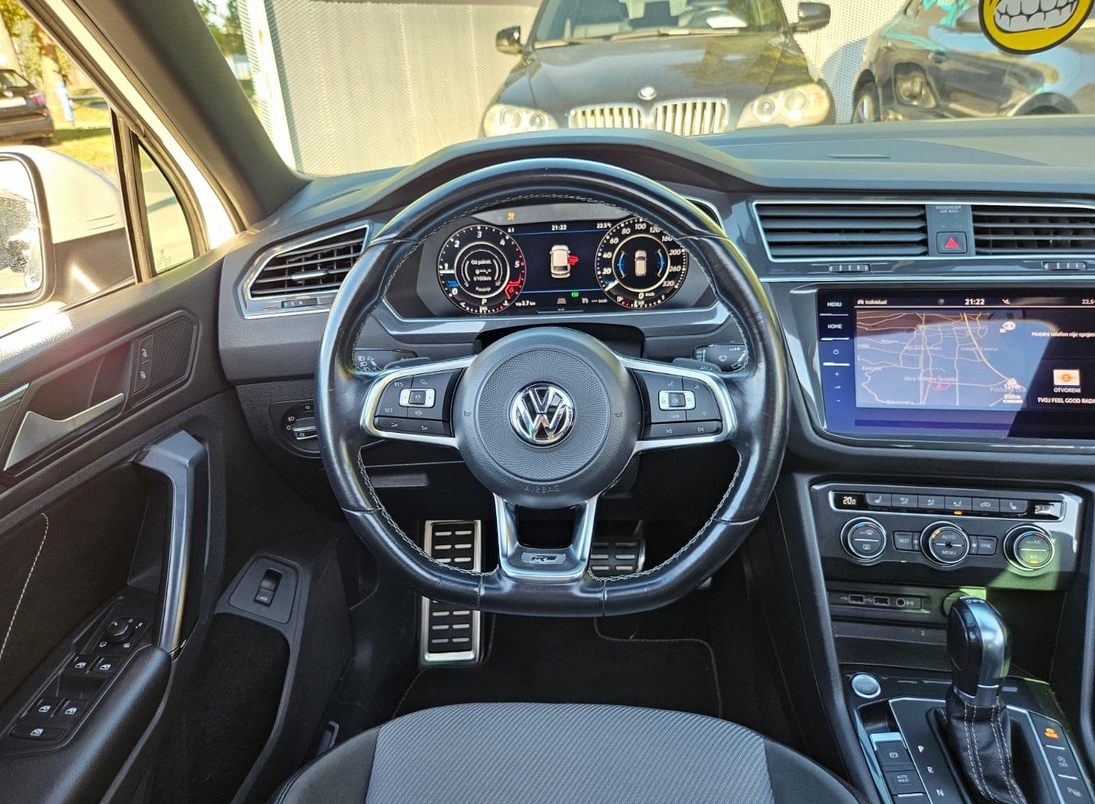 2018 Volkswagen Tiguan R-Line — fotografija 12