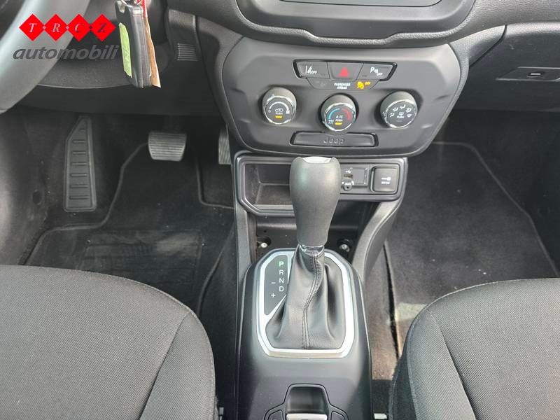 2019 Jeep Renegade — fotografija 9