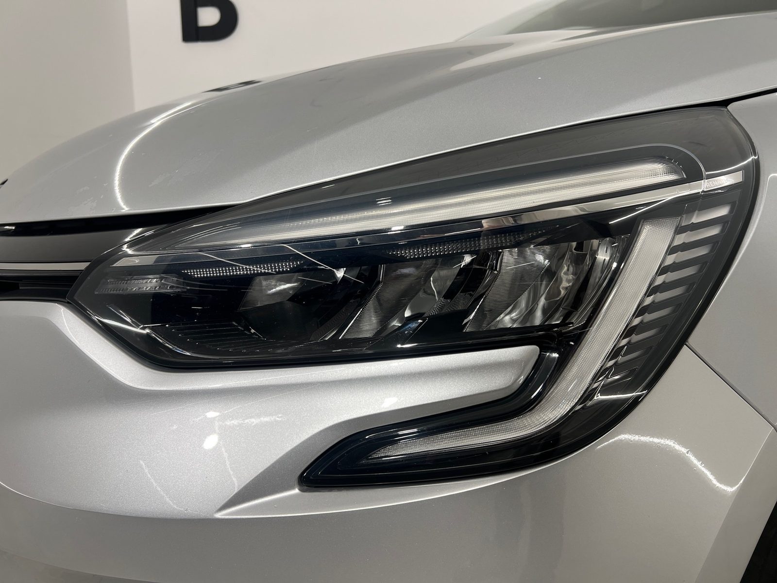 2021 Renault Clio — fotografija 9