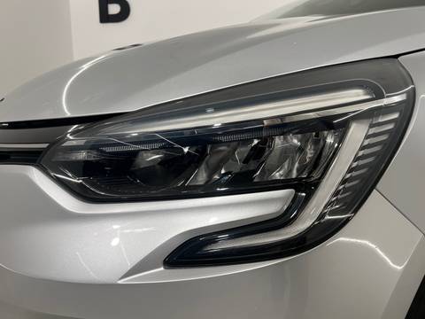 2021 Renault Clio — sličica 9