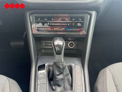 2021 Volkswagen Tiguan — sličica 10
