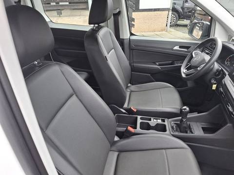 2021 Volkswagen Caddy — sličica 12