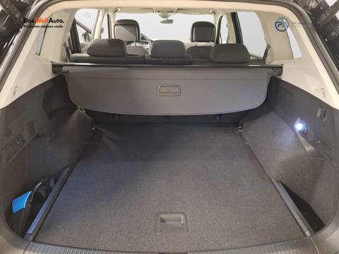 2023 Volkswagen Tiguan Allspace — sličica 21